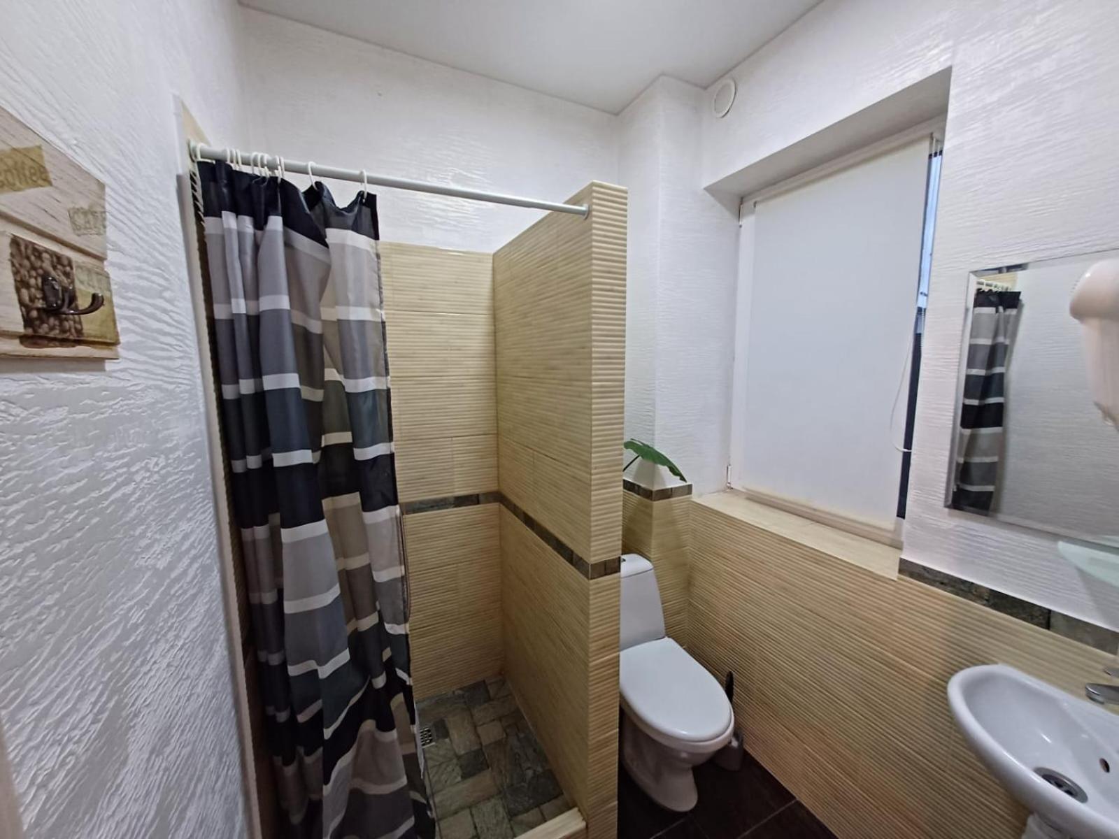 Гостьовий Будинок Осокорки Kyiv Exterior photo